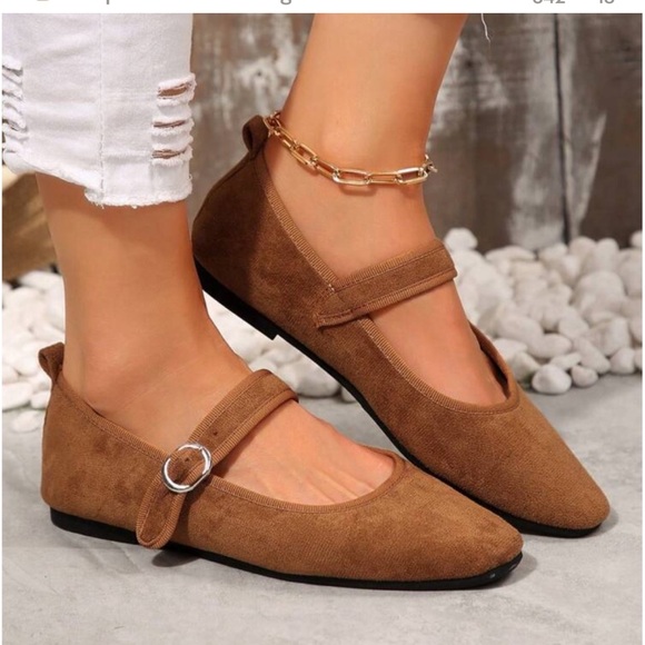 Tan round toe faux suede ballet flats - Picture 2 of 5